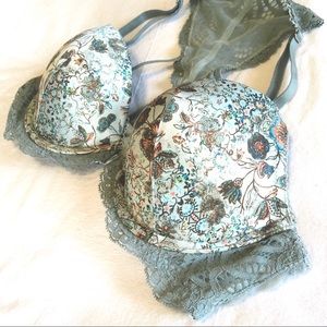 NWOT VS Sage Floral Lace Push-Up Bra Cheeky Panty